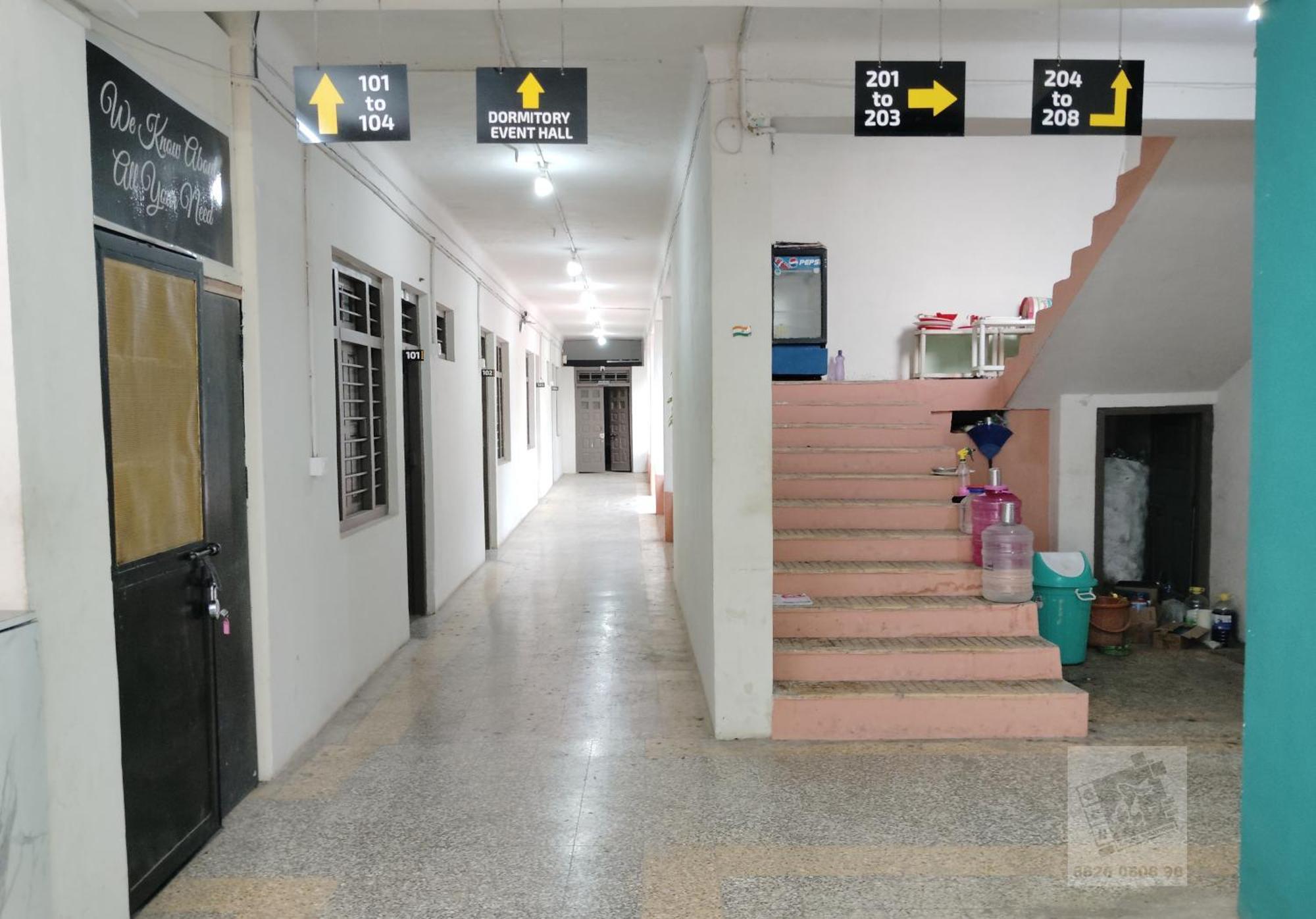6 Cr Hotel Natraj Railway Station Aurangabad  Bagian luar foto