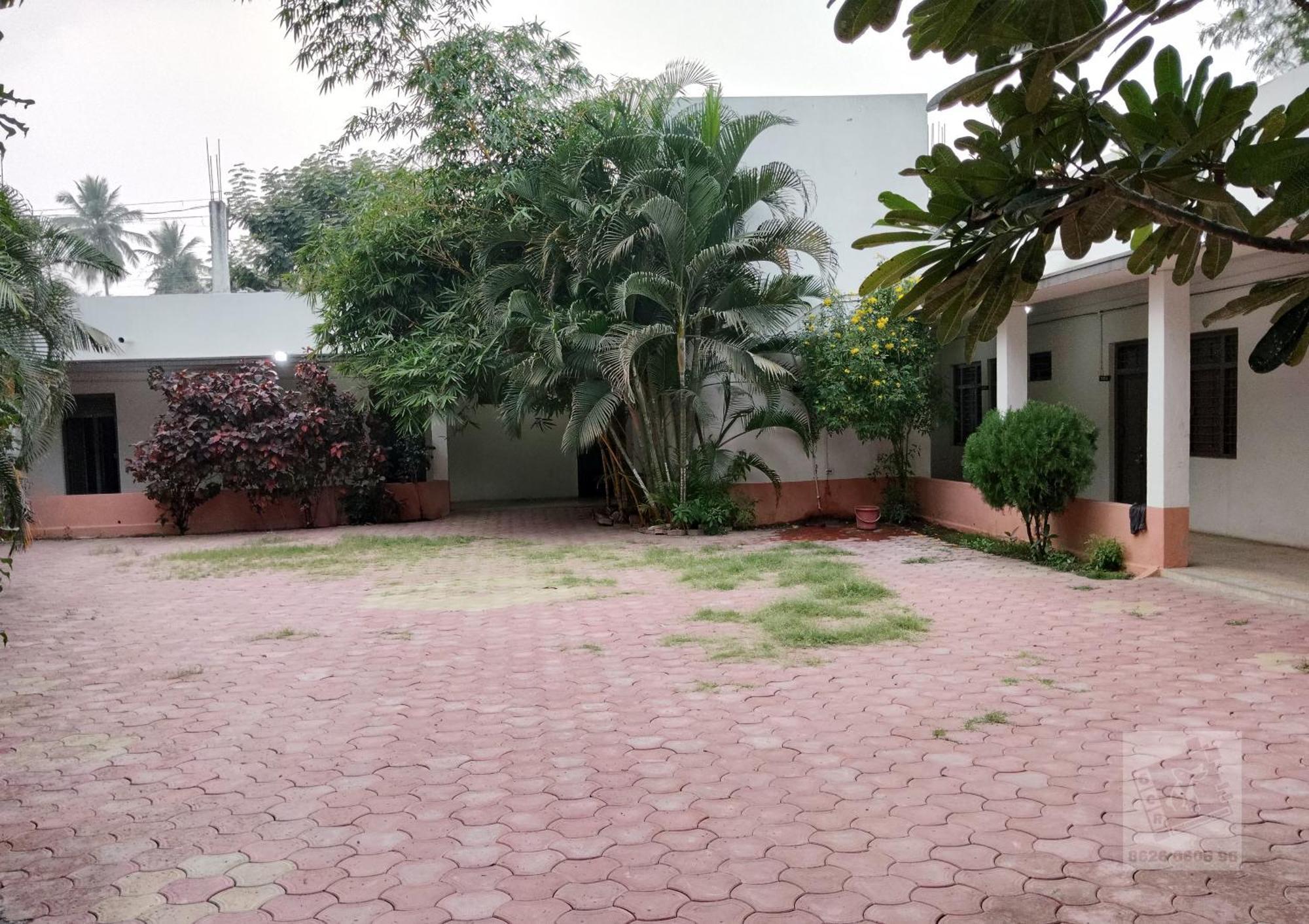 6 Cr Hotel Natraj Railway Station Aurangabad  Bagian luar foto